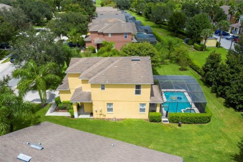 House in Clermont, Florida 4 bedrooms, 172.61 sq.m. № 2213217 - photo 10
