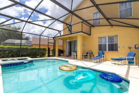 House in Clermont, Florida 4 bedrooms, 172.61 sq.m. № 2213217 - photo 16