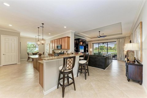 House in Bradenton, Florida 4 bedrooms, 212.47 sq.m. № 1914662 - photo 14