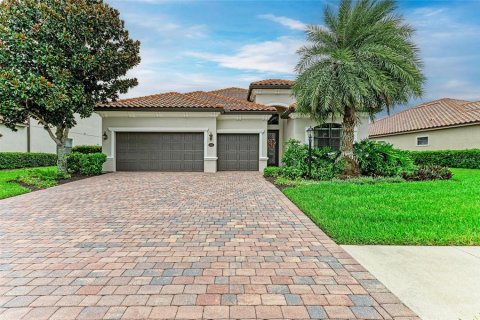 House in Bradenton, Florida 4 bedrooms, 212.47 sq.m. № 1914662 - photo 7