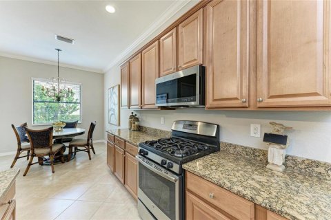 House in Bradenton, Florida 4 bedrooms, 212.47 sq.m. № 1914662 - photo 18