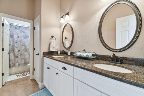 Casa en venta en Seffner, Florida, 4 dormitorios, 291.62 m2 № 1525782 - foto 26