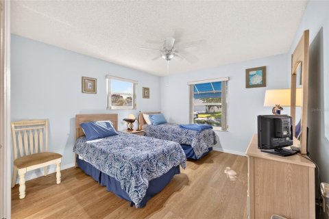 House in The Villages, Florida 2 bedrooms, 102.38 sq.m. № 2299649 - photo 7