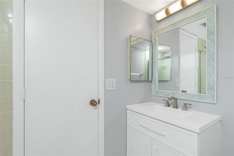 Condo in Port Charlotte, Florida, 2 bedrooms  № 1523274 - photo 22