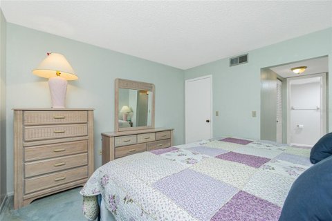 Condo in Port Charlotte, Florida, 2 bedrooms  № 1523274 - photo 18