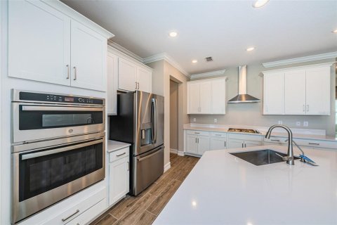 Casa en alquiler en New Port Richey, Florida, 3 dormitorios, 174.01 m2 № 1914547 - foto 15