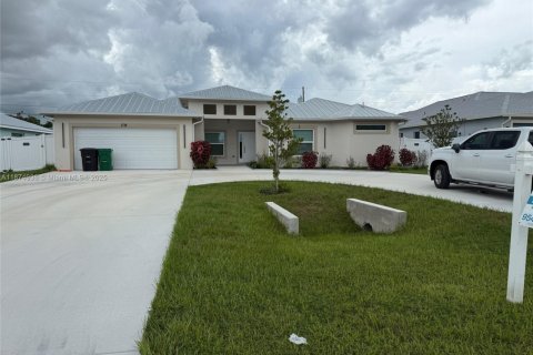 Casa en Port St. Lucie, Florida 5 dormitorios № 2015754