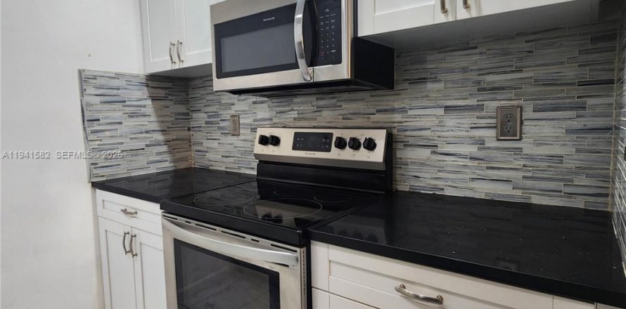 Studio à Condo à Fort Lauderdale, Floride  № 2001624