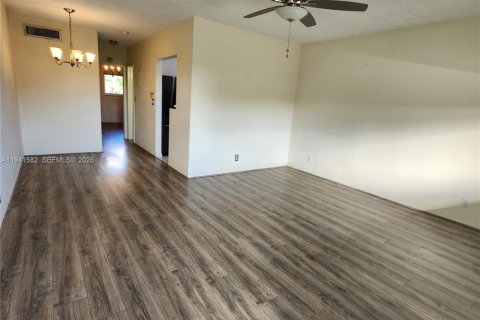 Copropriété à vendre à Fort Lauderdale, Floride: 1 chambre, 65.03 m2 № 2001624 - photo 3