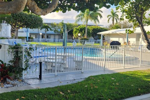 Copropriété à vendre à Fort Lauderdale, Floride: 1 chambre, 65.03 m2 № 2001624 - photo 13