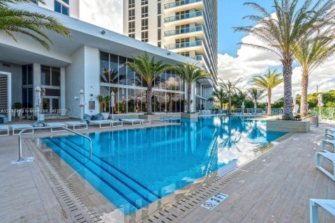 Condominio en venta en North Miami Beach, Florida, 2 dormitorios, 103.59 m2 № 2088532 - foto 27