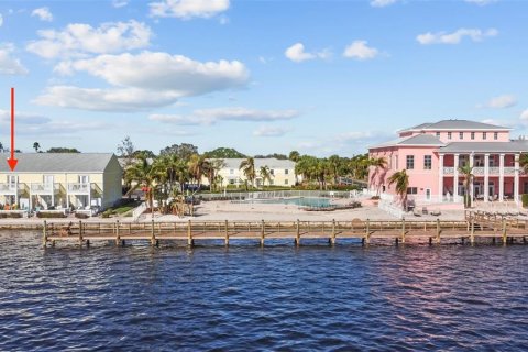 Copropriété à vendre à Saint Petersburg, Floride: 2 chambres, 97.83 m2 № 2201527 - photo 7
