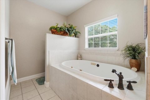 Villa ou maison à vendre à Lakeland, Floride: 3 chambres, 230.4 m2 № 2280595 - photo 29