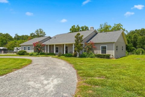 Villa ou maison à vendre à Lakeland, Floride: 3 chambres, 230.4 m2 № 2280595 - photo 2