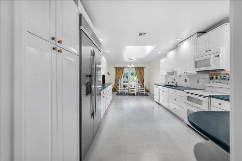 Villa ou maison à louer à Boca Raton, Floride: 4 chambres, 377.46 m2 № 2288430 - photo 30