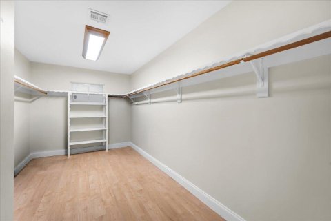 Villa ou maison à louer à Boca Raton, Floride: 4 chambres, 377.46 m2 № 2288430 - photo 26