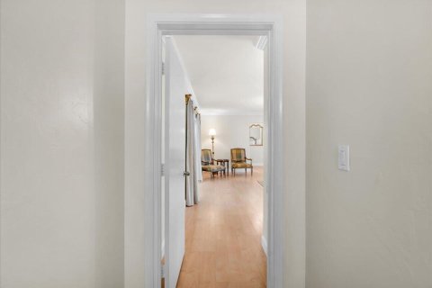 Villa ou maison à louer à Boca Raton, Floride: 4 chambres, 377.46 m2 № 2288430 - photo 21