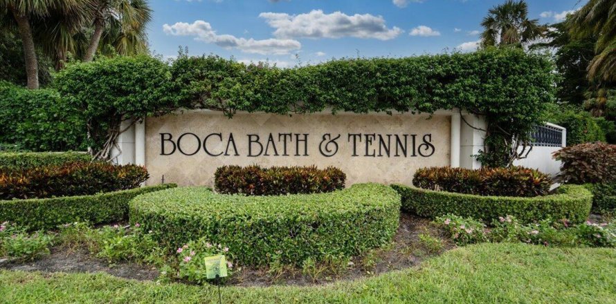 Villa ou maison à Boca Raton, Floride 4 chambres, 377.46 m2 № 2288430