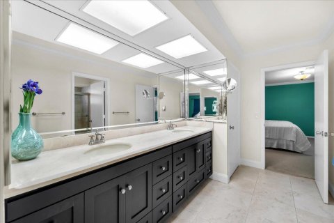 Villa ou maison à louer à Boca Raton, Floride: 4 chambres, 377.46 m2 № 2288430 - photo 16