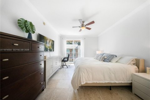 Купить кондоминиум в Майами, Флорида 1 спальня, 64.2м2, № 2041302 - фото 6