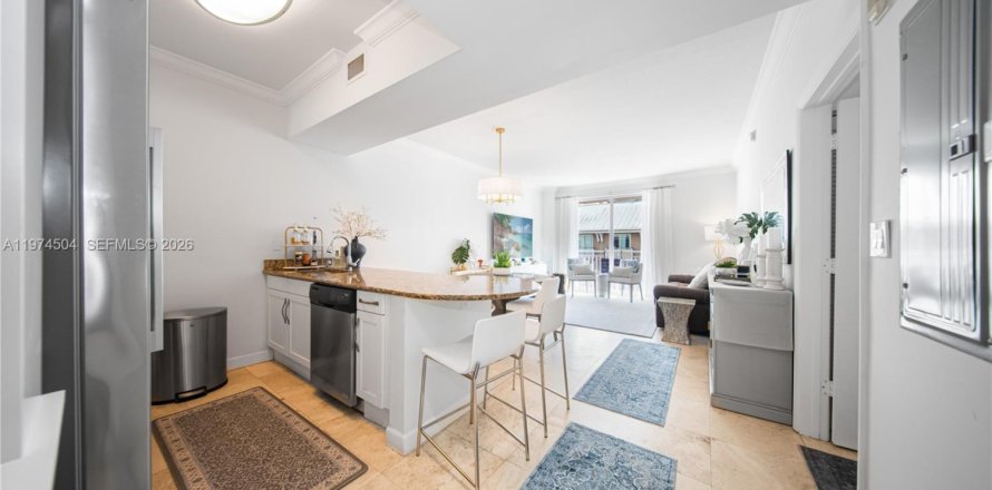 Кондоминиум с 1 спальней в Майами, Флорида № 2041302