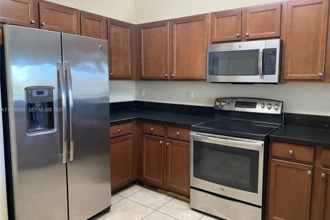 Condominio en venta en Doral, Florida, 3 dormitorios, 126.72 m2 № 1987435 - foto 5