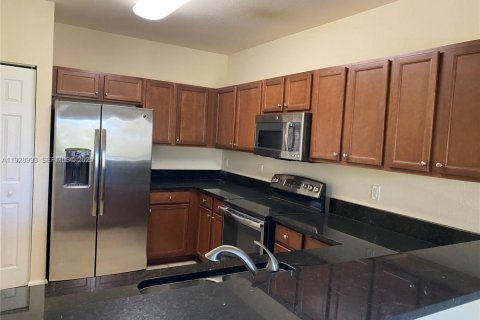 Condominio en venta en Doral, Florida, 3 dormitorios, 126.72 m2 № 1987435 - foto 7