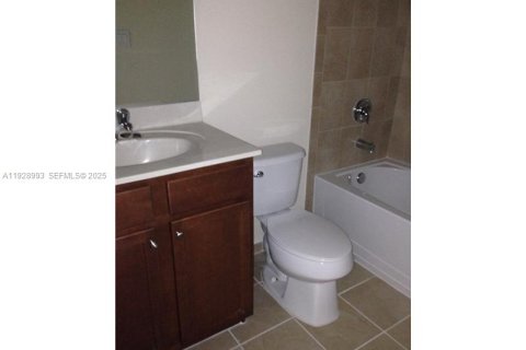 Condominio en venta en Doral, Florida, 3 dormitorios, 126.72 m2 № 1987435 - foto 19