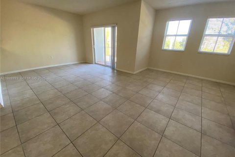 Condominio en venta en Doral, Florida, 3 dormitorios, 126.72 m2 № 1987435 - foto 10