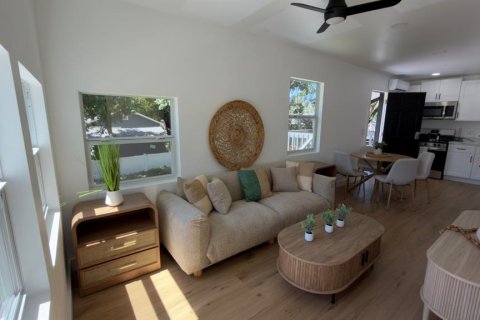 Villa ou maison à vendre à Orlando, Floride: 4 chambres, 154.4 m2 № 2094782 - photo 8