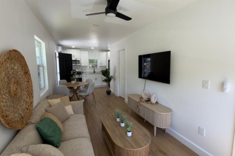 Villa ou maison à vendre à Orlando, Floride: 4 chambres, 154.4 m2 № 2094782 - photo 7