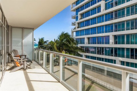 Condominio en alquiler en Miami Beach, Florida, 2 dormitorios, 150.59 m2 № 2088343 - foto 21