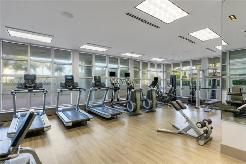 Condominio en alquiler en Miami Beach, Florida, 2 dormitorios, 150.59 m2 № 2088343 - foto 23