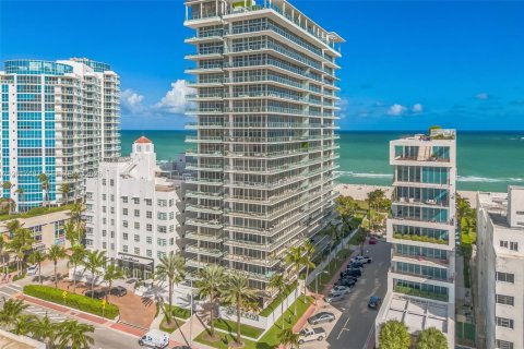 Condominio en alquiler en Miami Beach, Florida, 2 dormitorios, 150.59 m2 № 2088343 - foto 29