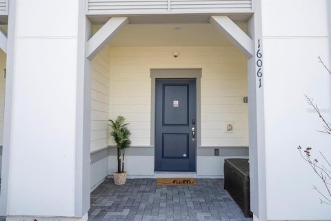 Townhouse in Clermont, Florida 5 bedrooms, 211.91 sq.m. № 1771988 - photo 3