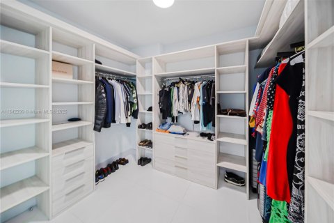 Купить кондоминиум в Авентура, Флорида 3 спальни, 285.49м2, № 2079249 - фото 20