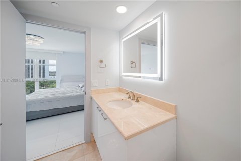 Купить кондоминиум в Авентура, Флорида 3 спальни, 285.49м2, № 2079249 - фото 16