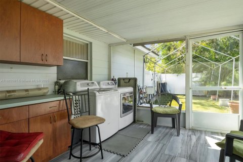 House in Winter Haven, Florida 3 bedrooms № 1978294 - photo 22