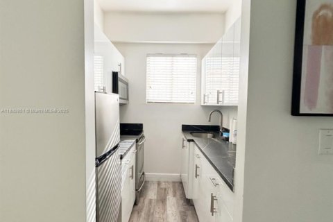 Купить коммерческую недвижимость в Корал-Гейблс, Флорида 317.73м2, № 2089953 - фото 17