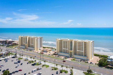 Condo in Satellite Beach, Florida, 3 bedrooms № 2224780