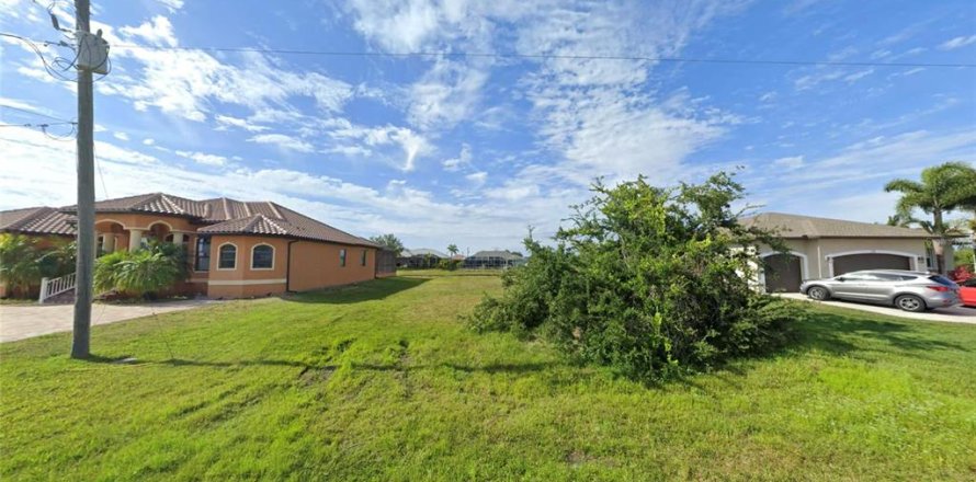 Land in Rotonda, Florida № 2225243