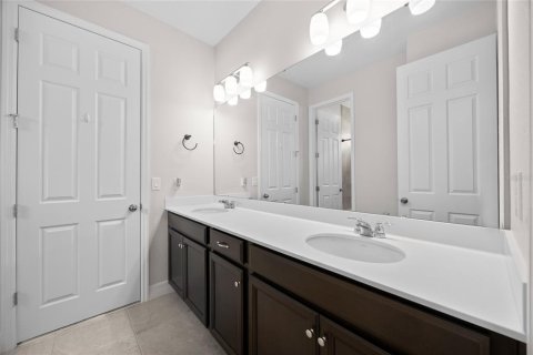Casa en venta en Windermere, Florida, 4 dormitorios, 227.52 m2 № 1913812 - foto 25