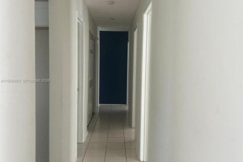 Villa ou maison à louer à Palm Bay, Floride: 2 chambres № 2000015 - photo 9