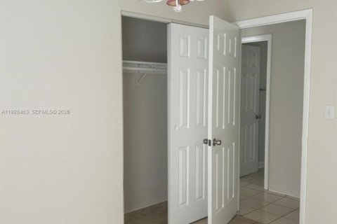 Villa ou maison à louer à Palm Bay, Floride: 2 chambres № 2000015 - photo 7