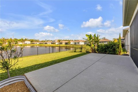 House in New Smyrna Beach, Florida 4 bedrooms, 196.3 sq.m. № 1734441 - photo 7