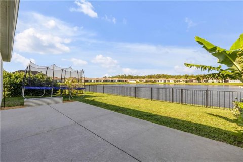 House in New Smyrna Beach, Florida 4 bedrooms, 196.3 sq.m. № 1734441 - photo 6