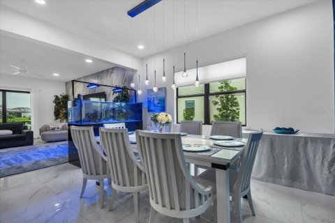 Villa ou maison à vendre à Lakewood Ranch, Floride: 6 chambres, 494.98 m2 № 2221152 - photo 9