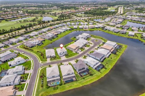Villa ou maison à vendre à Lakewood Ranch, Floride: 6 chambres, 494.98 m2 № 2221152 - photo 2