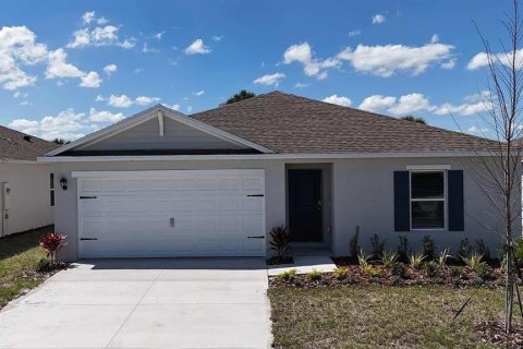 House in Haines City, Florida 4 bedrooms, 139.17 sq.m. № 2231343