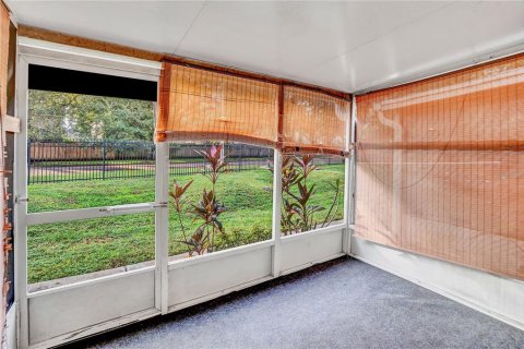 Condo in Orlando, Florida  № 1901614 - photo 10